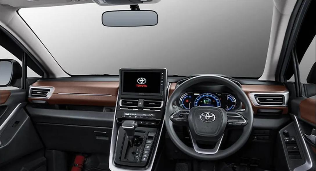 Toyota 2022 Innova  interior